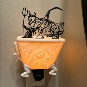 Scentsy Warmer plug in Halloween